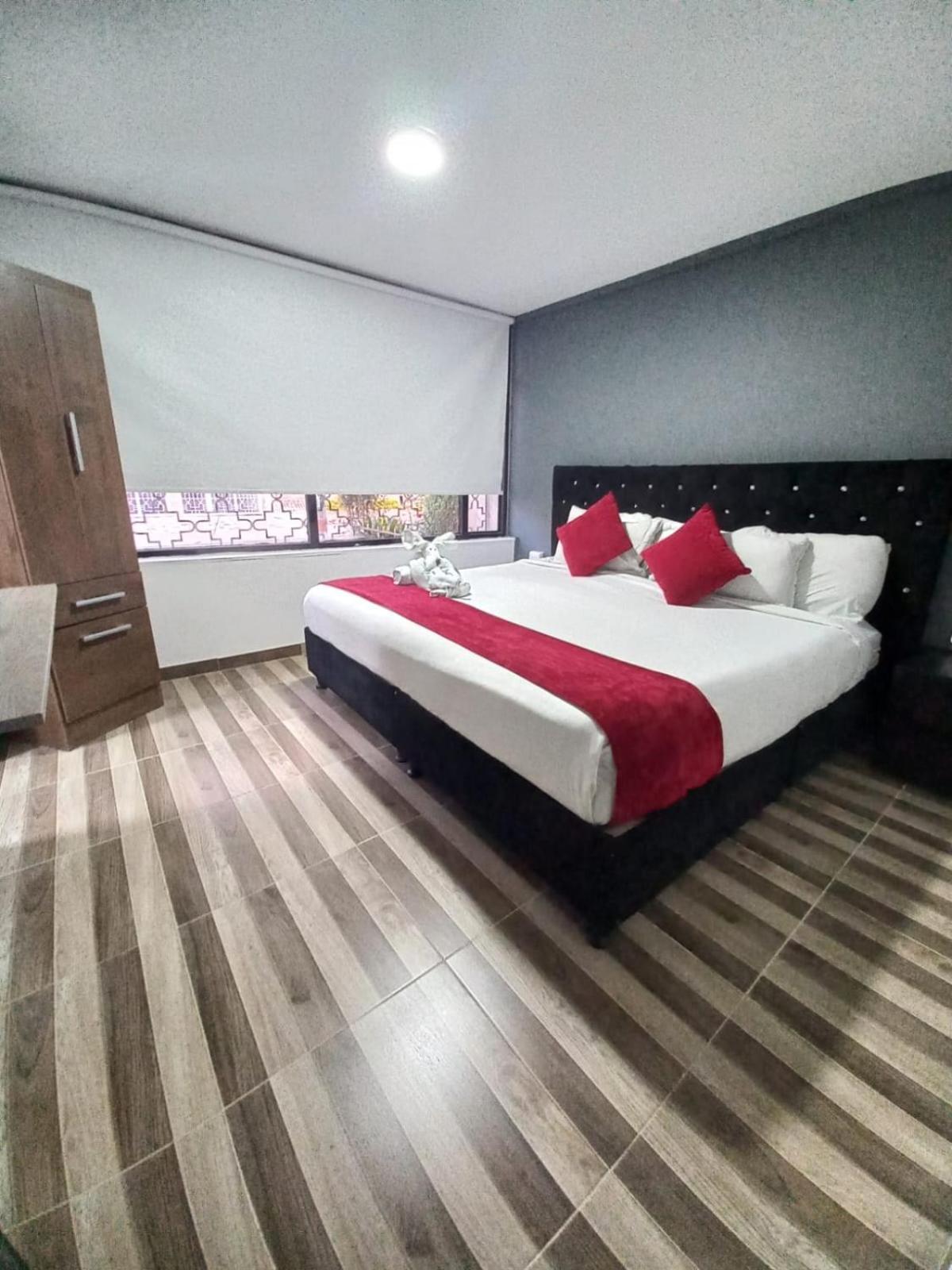 Aw American Travel Hotel Bogota